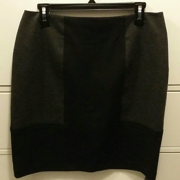 Worthington modern knit skirt never worn - Picture 4 of 6